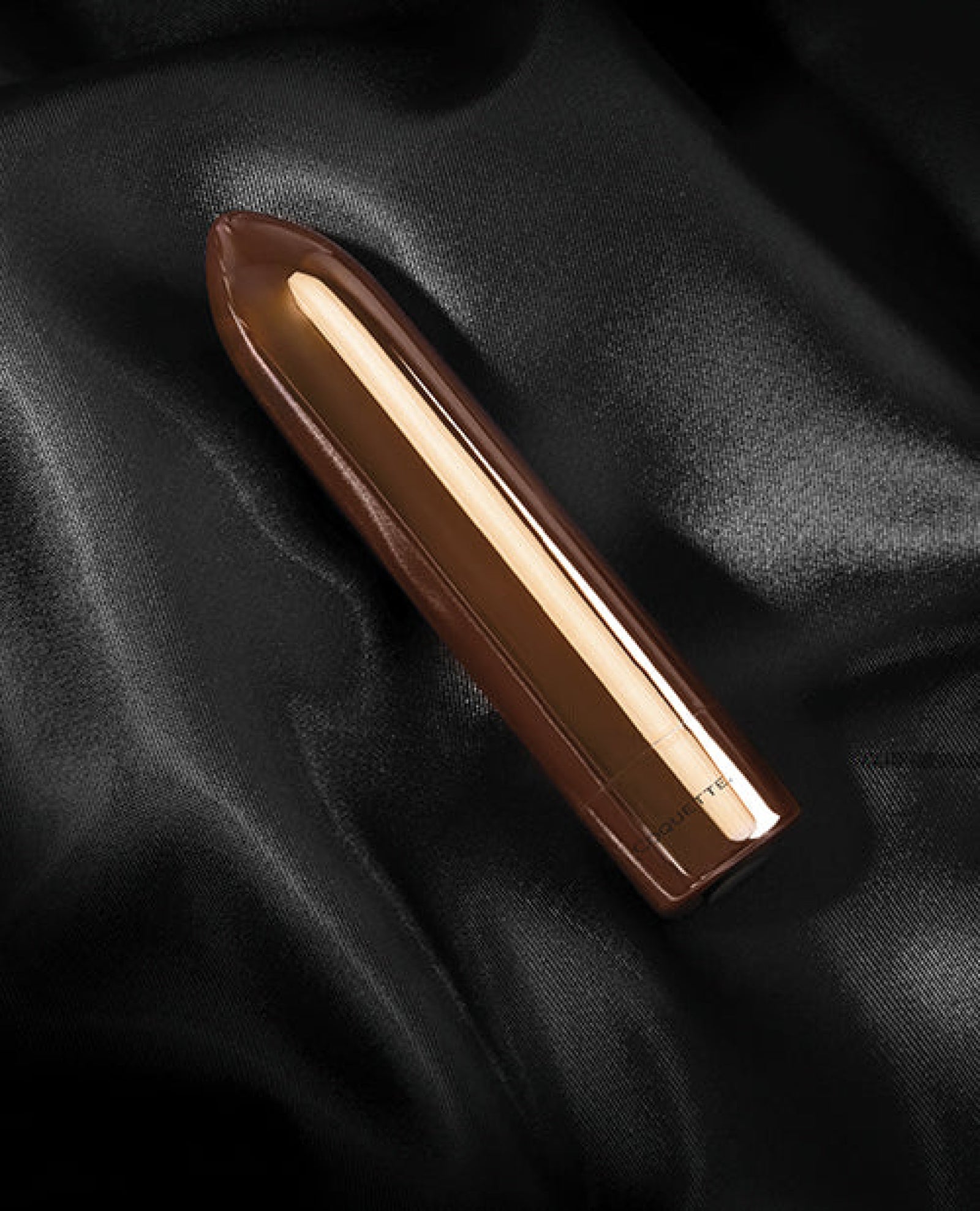 Coquette The Glow Bullet - Black/rose Gold Coquette