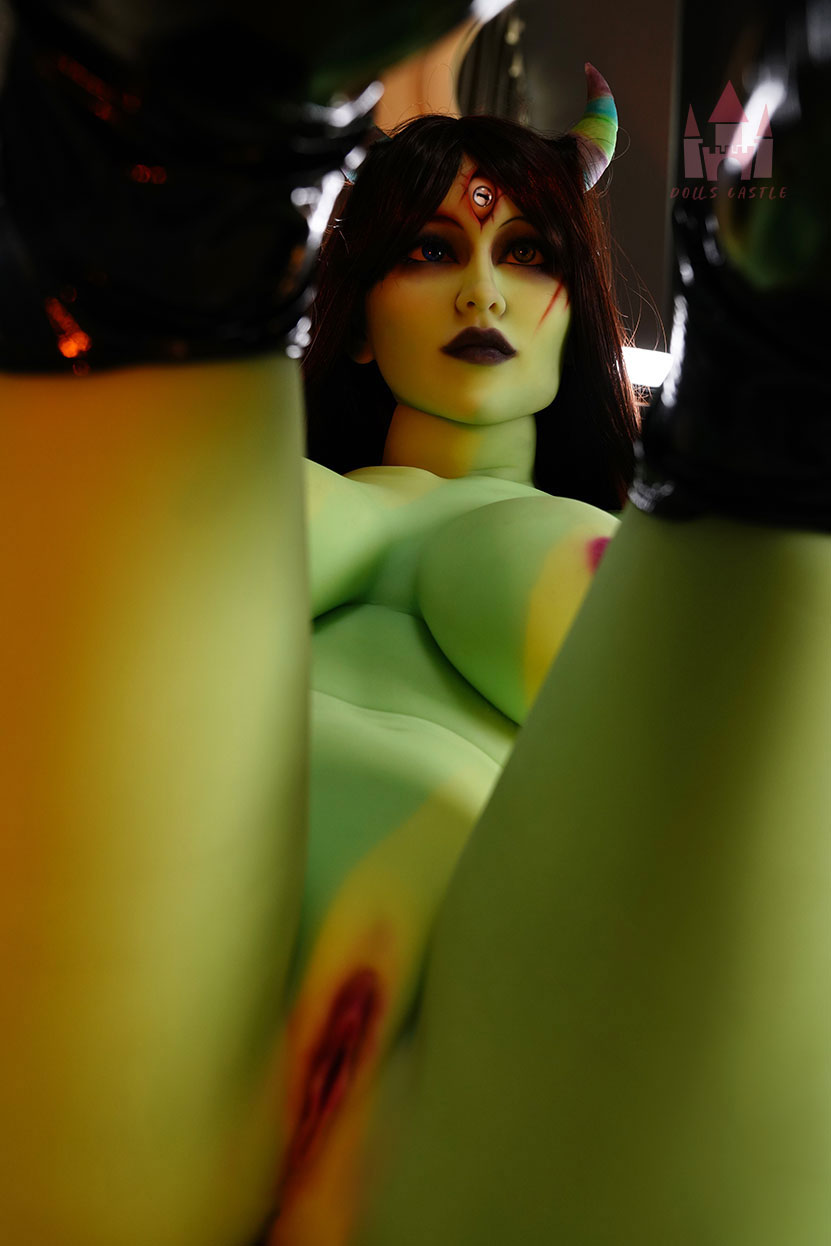 Petra Green Skin three Eyes Alien Sex Doll - Doll's Castle [USA STOCK] Doll's Castle