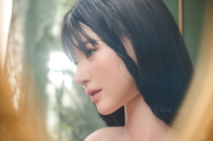 Silikonová sexuální panenka Celine Premium v ​​životní velikosti - Real-Lady®