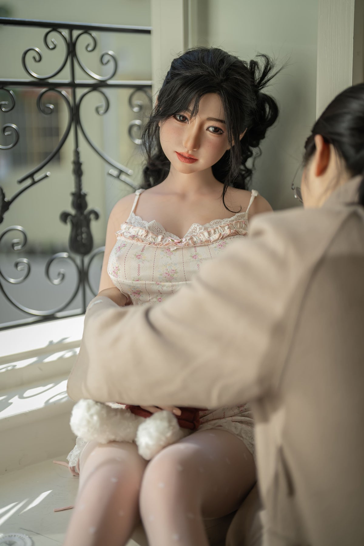 Yufan Life Size Doll - Starpery® - back view