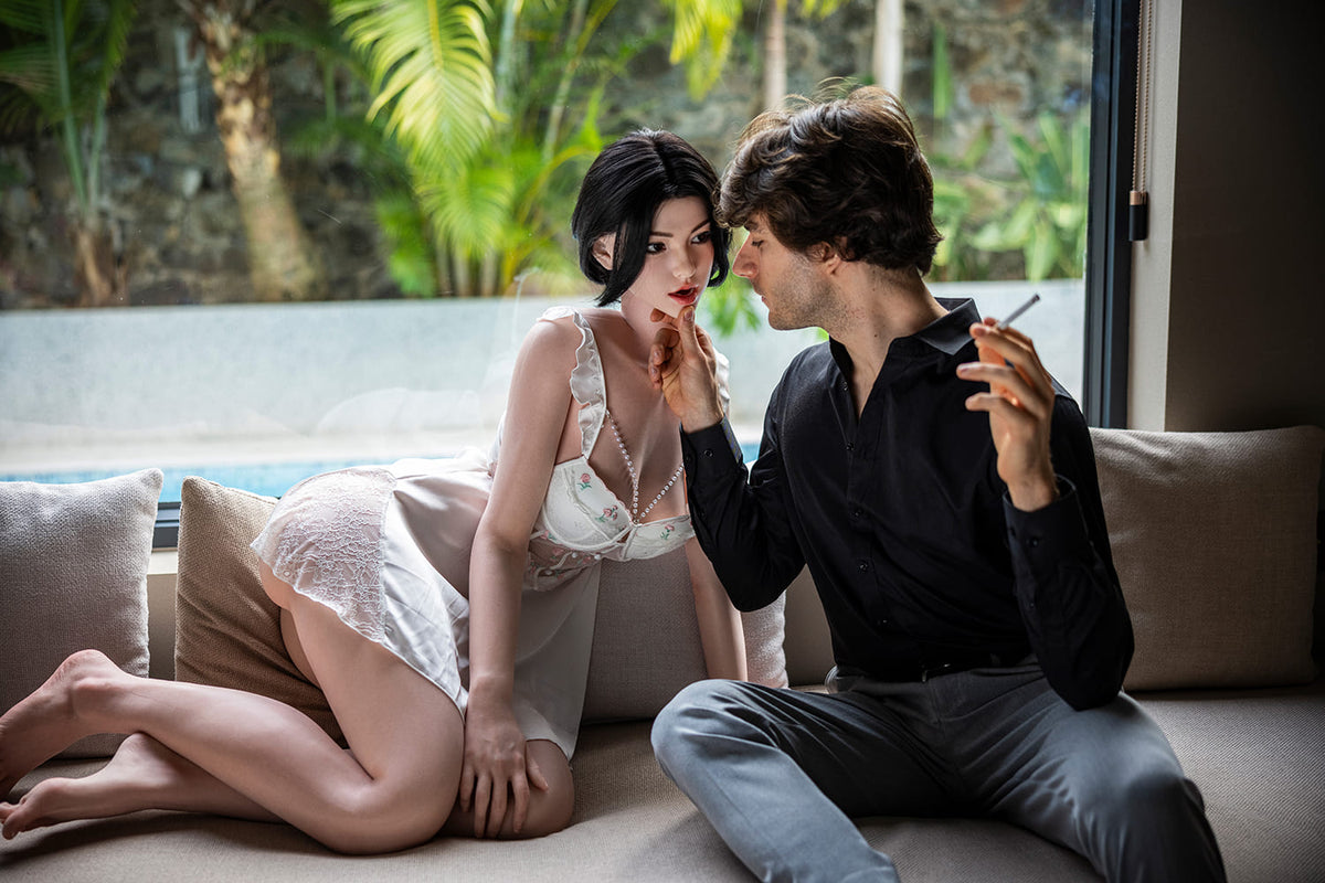 Qingwen Lifelike Silicone Sex Doll - Starpery® - photo 12