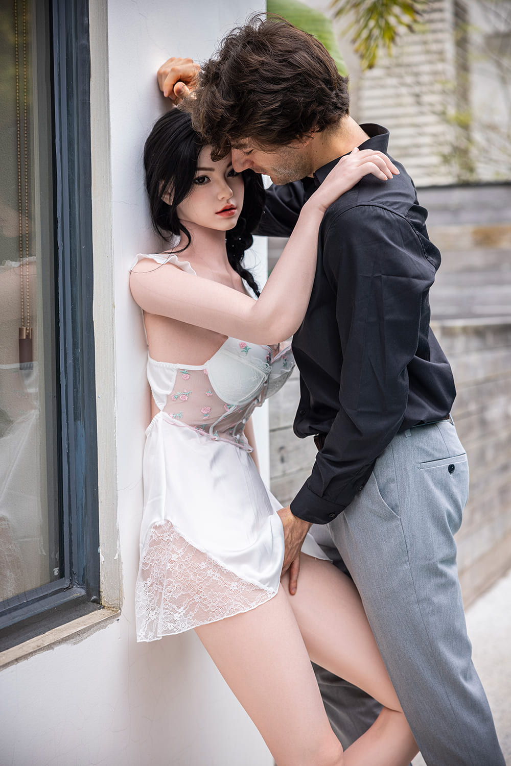 Qingwen Lifelike Silicone Sex Doll - Starpery®