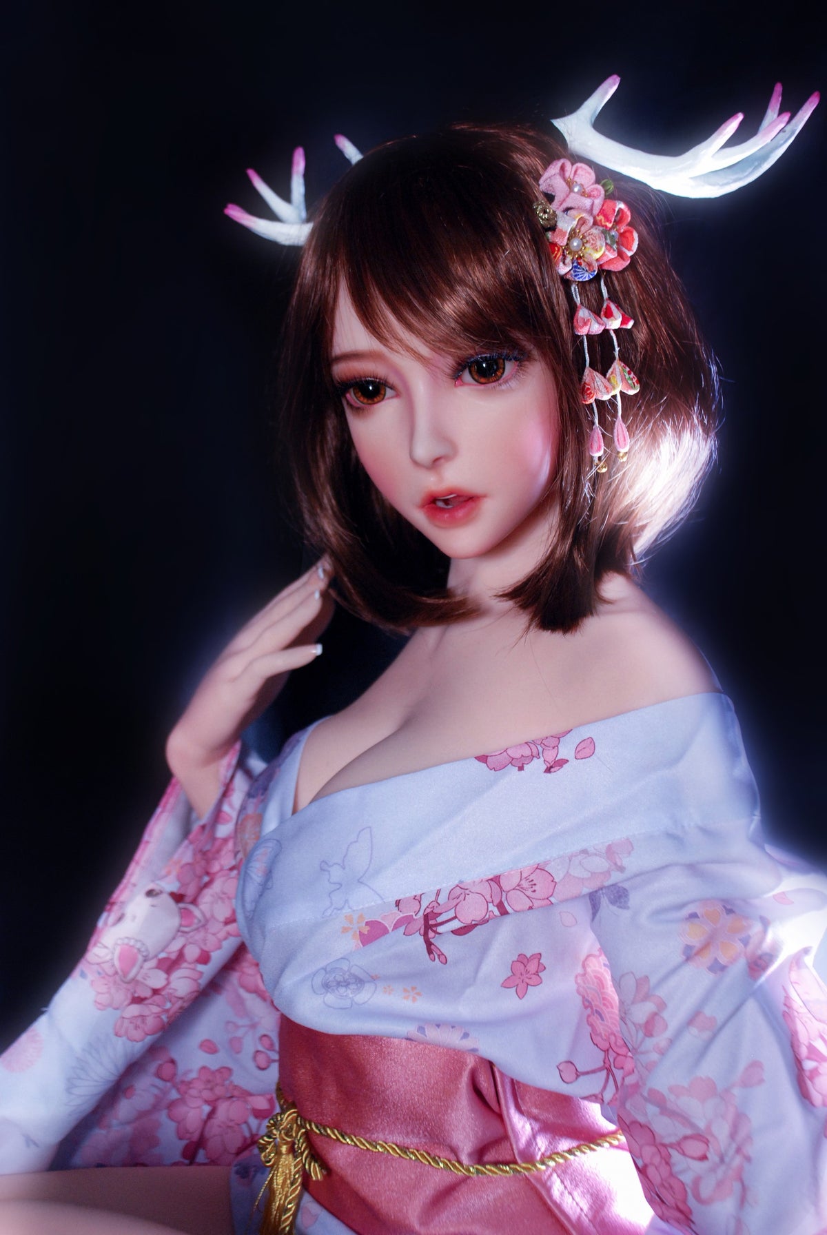 akimoto-mitsuki-hb021-anime-silicone-sex-doll-125-151cm-elsa-04