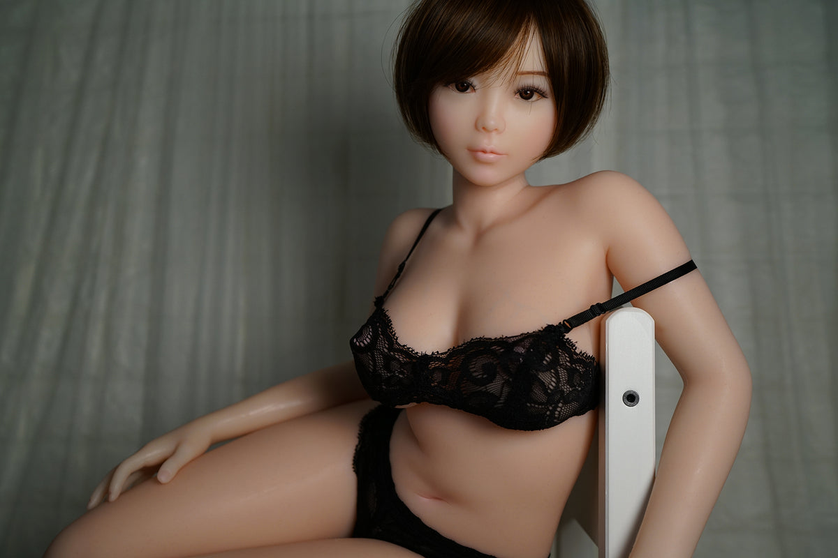 akira-100cm-3ft3-silicone-mini-sex-doll-piper-doll-04